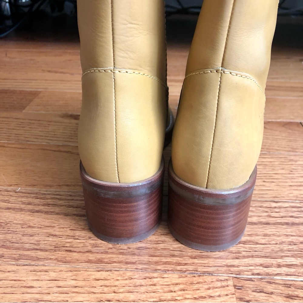 Frye Camryn Tall Pull On Boots light yellow "banana" leather Women’s Size 8 NWT - Picture 7 of 16